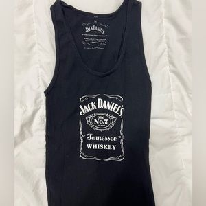 Black (M) Jack Daniel’s tank top.
